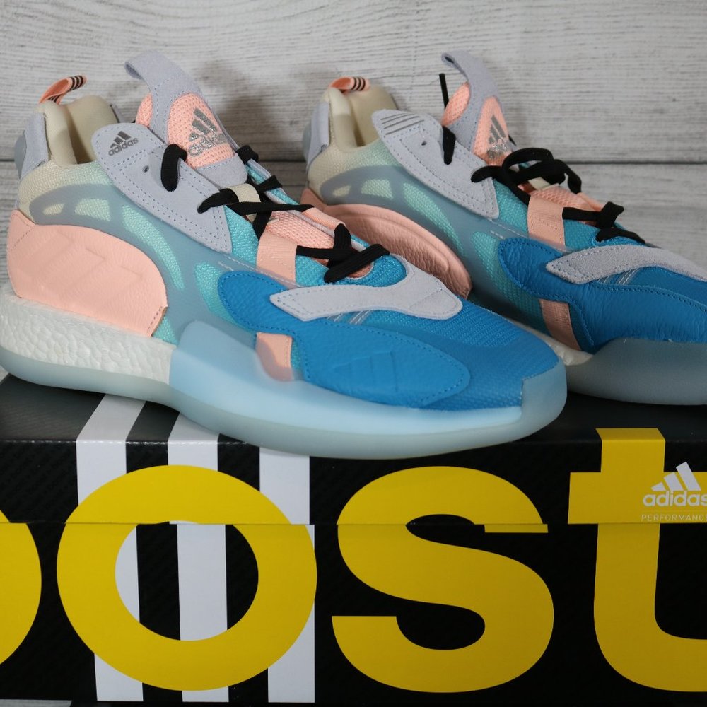 ADIDAS Basketball Aeroblue ZoneBoost Size 11.5